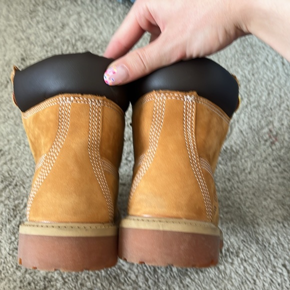 Timberland Boots - Picture 3 of 4